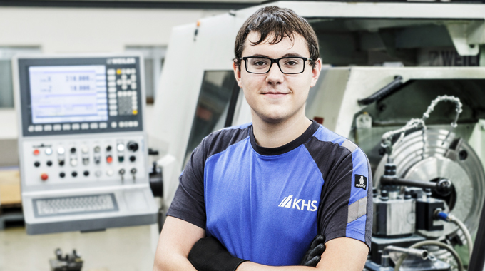 Portrait Lukas Nobis - Career Opportunities for School Students at KHS