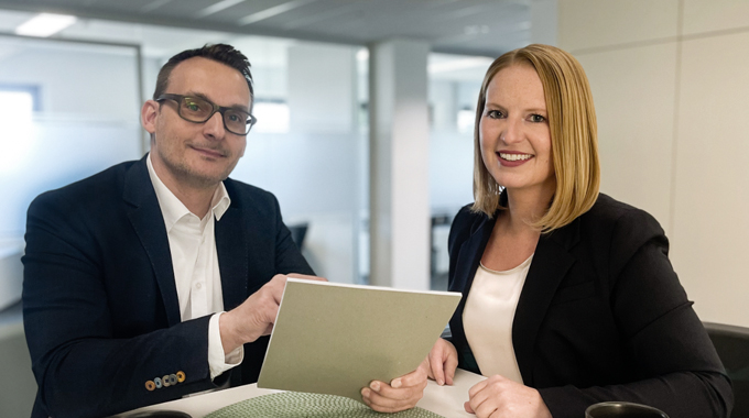 Portrait Jörg Elbracht and Katrin Brinkmann - Departmental Head and Team Leader at KHS